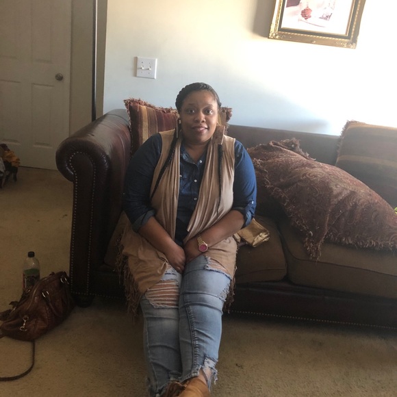 Meet the Posher 🎀❤️ - Picture 2 of 2